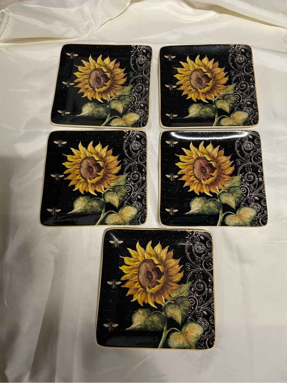 Sunflower Square 8”x 8”  Plates - Set of 5